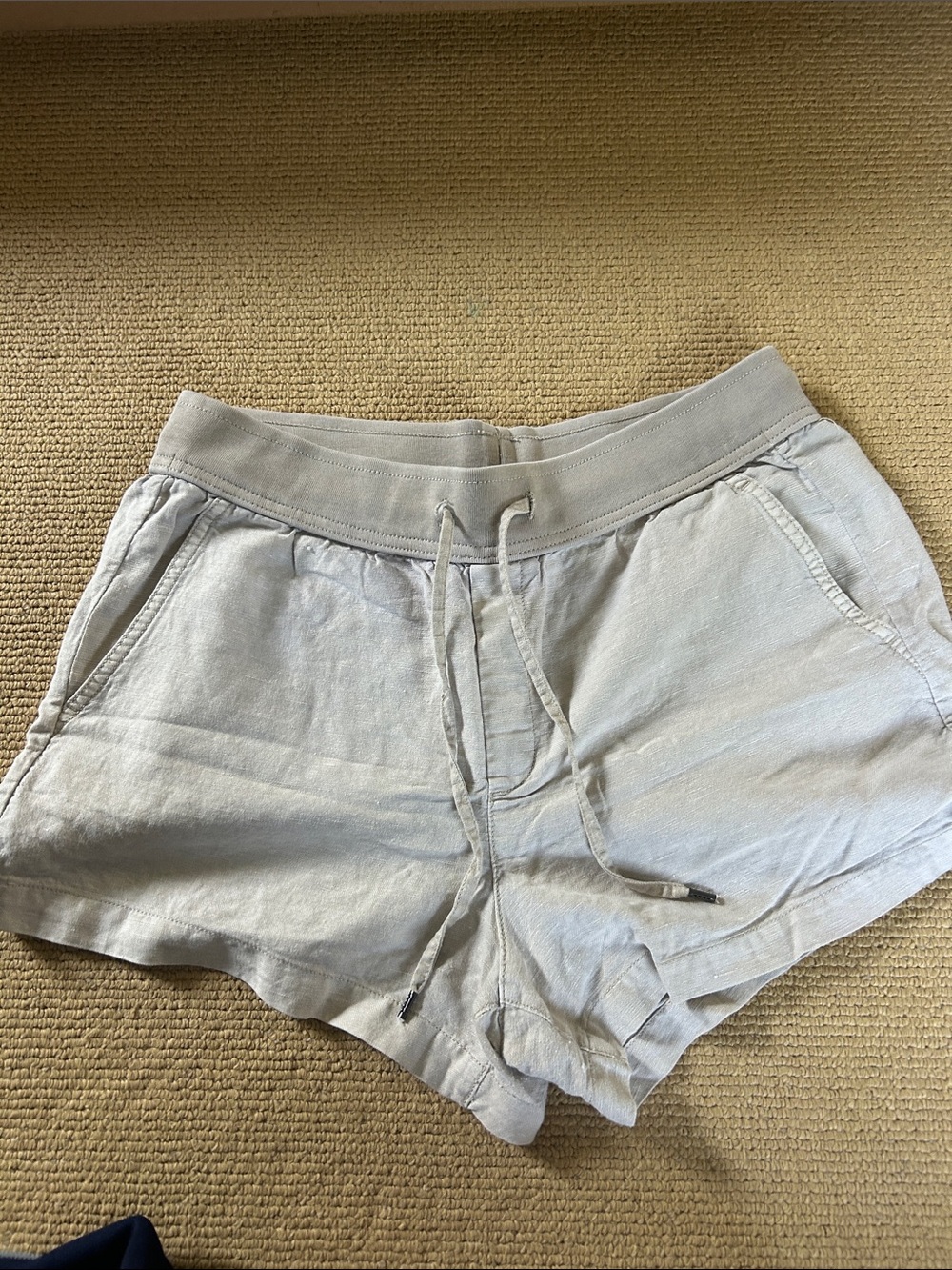 GAP Women's Light Gray Drawstring Athletic Shorts
